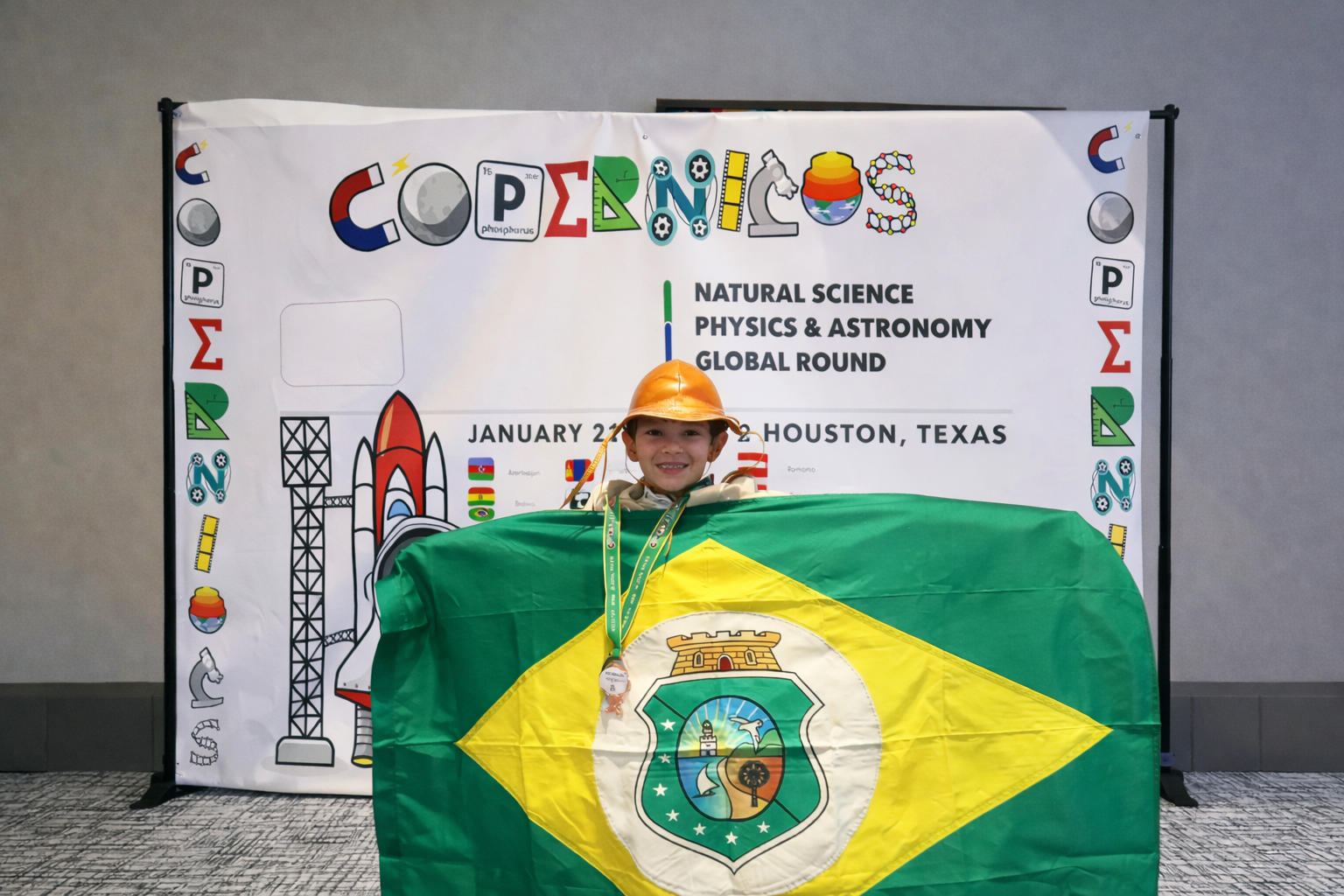 Cearense de 8 anos conquista medalha em Olimpíada Internacional de Ciências nos EUA