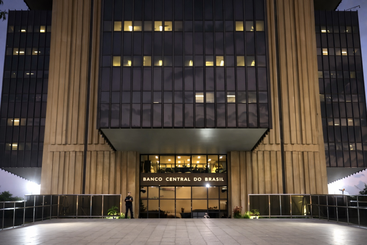 Banco Central abre investigação interna para apurar condução do caso Banco Master