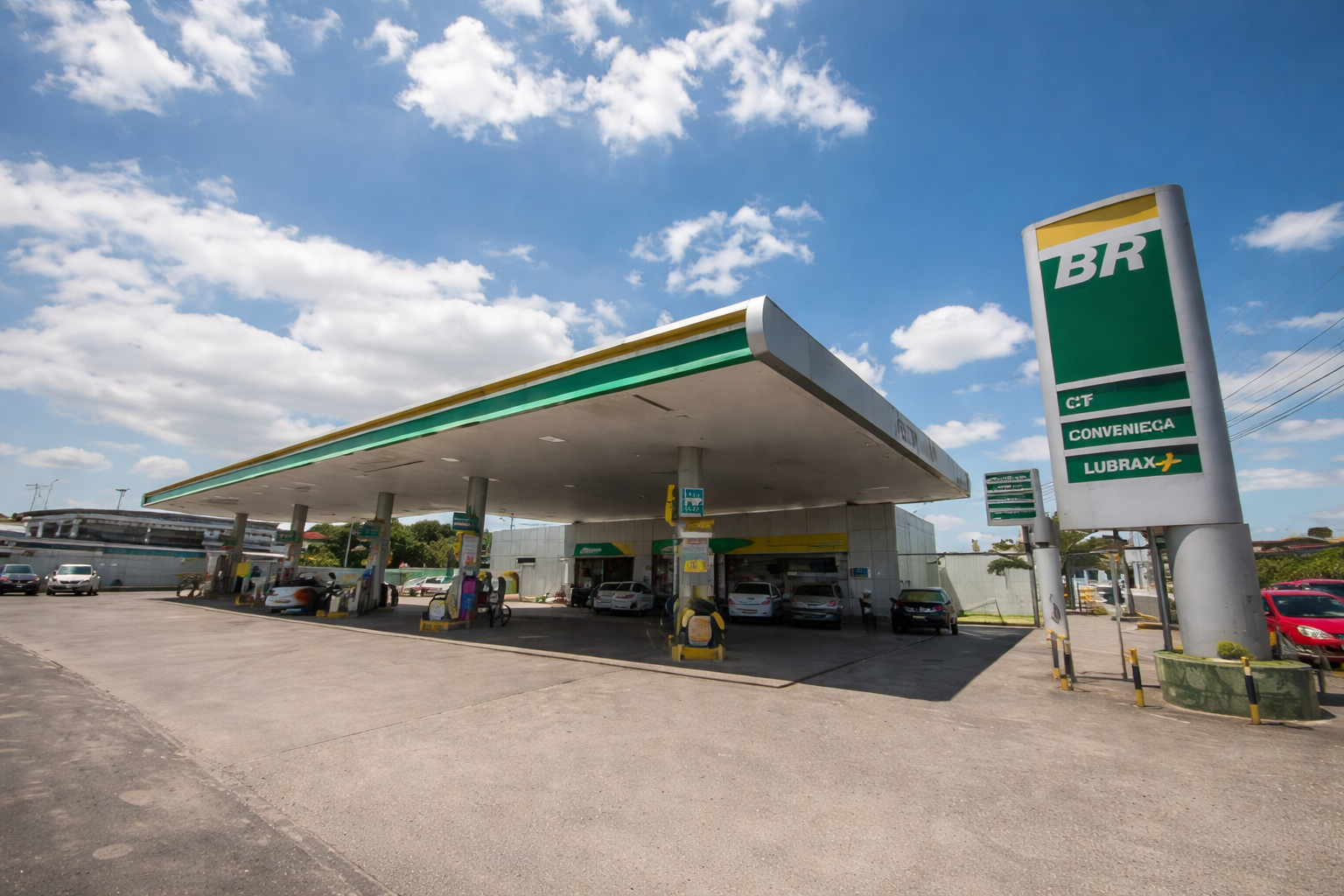 Preço médio da gasolina comum sobe no Ceará e chega a R$ 6,47, aponta ANP