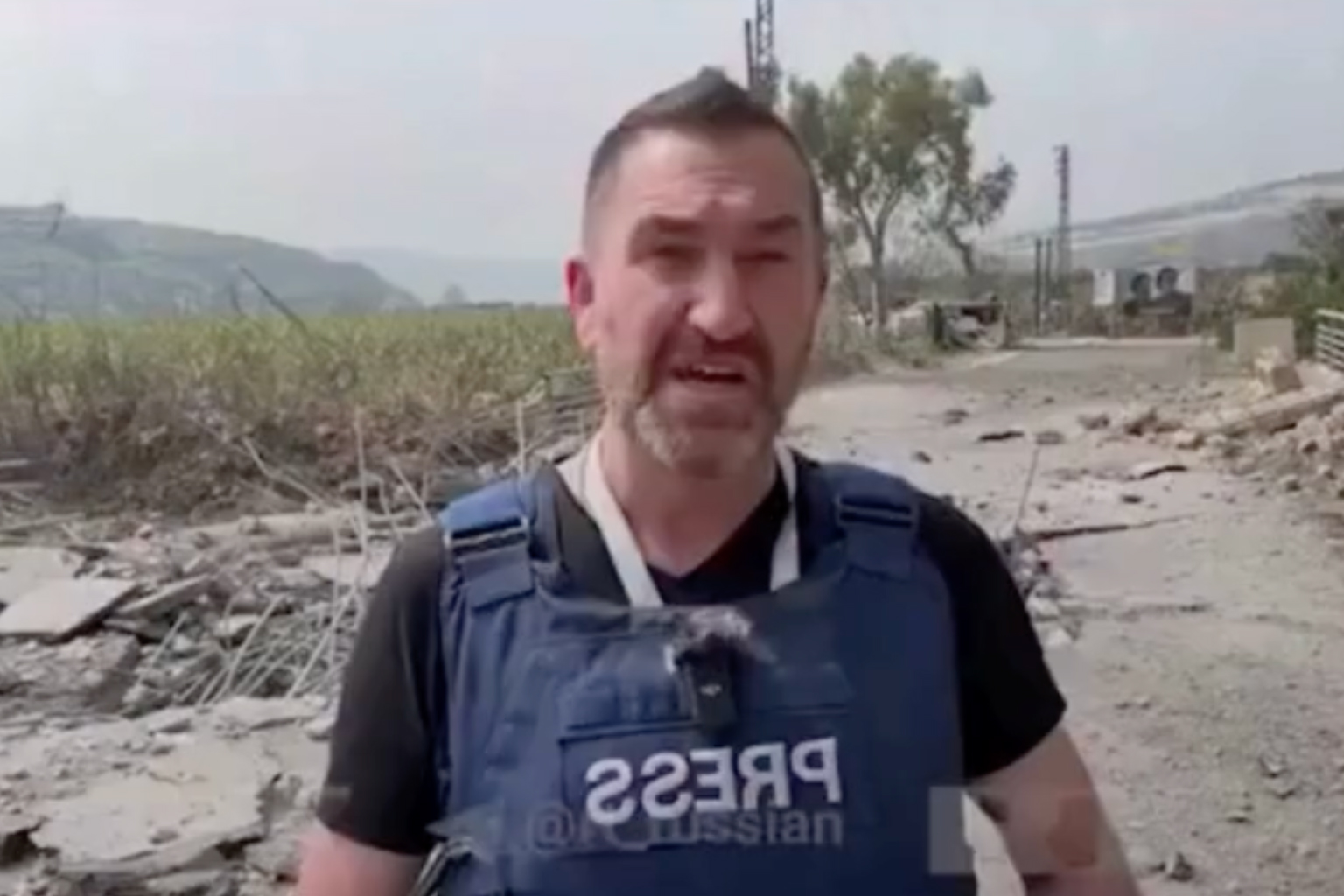 Repórter britânico escapa por pouco de míssil durante transmissão no sul do Líbano