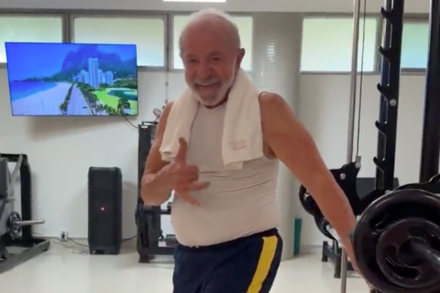 Janja mostra Lula, aos 80 anos, em rotina intensa de exercícios na academia