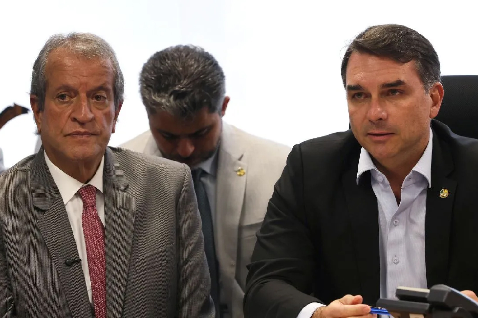Valdemar afirma que Bolsonaro ficará mais dez anos preso se Flávio perder a eleição