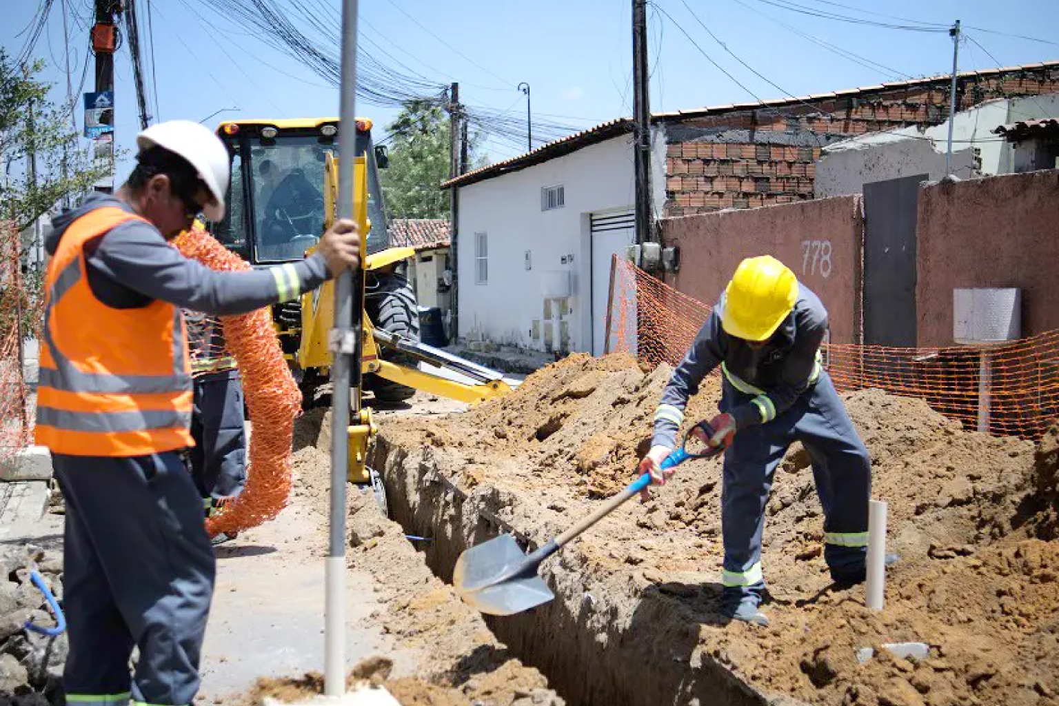 Elmano lança licitação internacional de PPP para esgotamento sanitário em 127 municípios do interior
