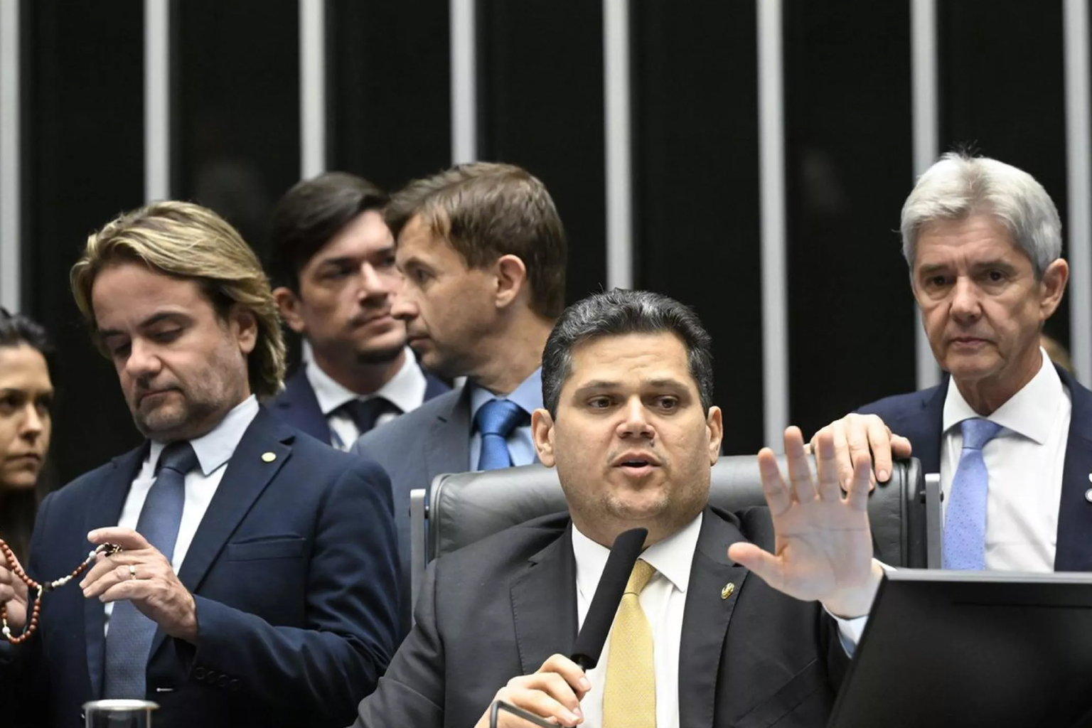 Especialistas: lei da dosimetria pode ter efeito só após as eleições por risco de judicialização