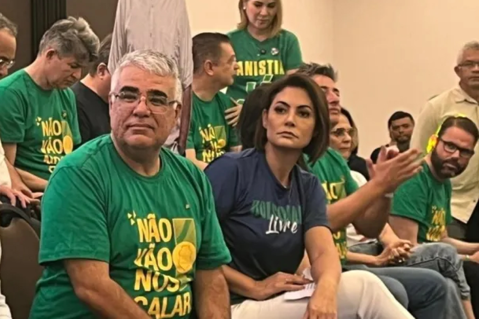 Michelle Bolsonaro e Girão voltam a criticar apoio da direita a Ciro Gomes no Ceará