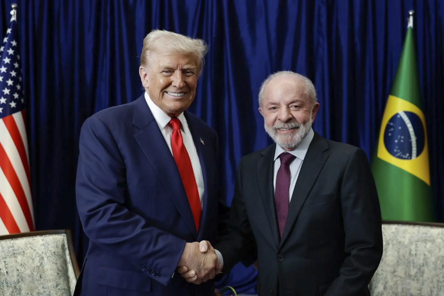Trump elogia Lula como "muito dinâmico" após reunião de três horas na Casa Branca