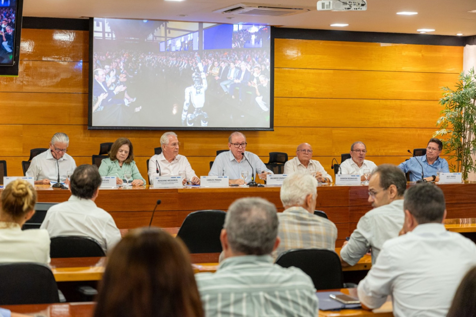 Ceará opera com metade da capacidade hídrica e sistema metropolitano tem 280 milhões de m³ a menos