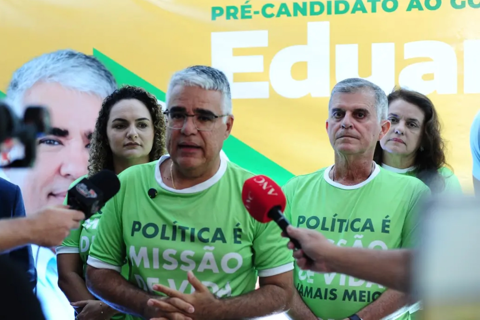 Eduardo Girão lança pré-candidatura ao governo do Ceará em Quixadá com Mourão e senadores nacionais