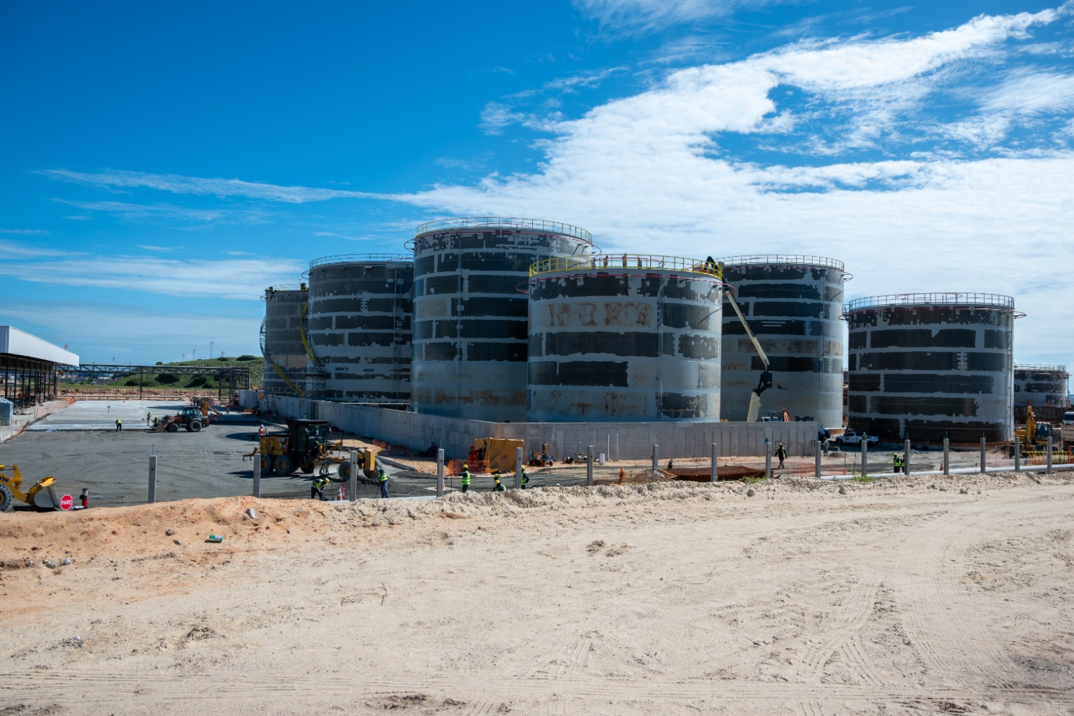 Dislub Equador marca "Dia D" no Pecém com obras do maior terminal de combustíveis do Nordeste