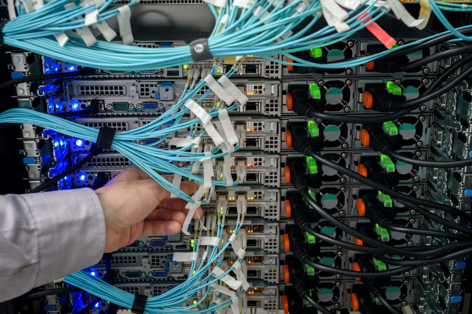 Ceará aposta no Cinturão Digital para atrair data centers ao interior com fibra óptica
