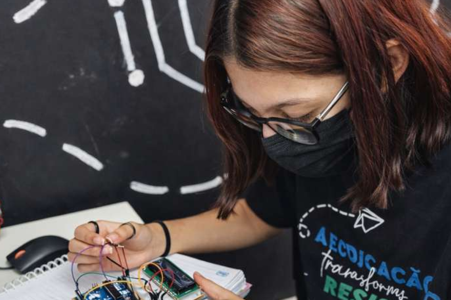 Centec e Secitece oferecem 600 vagas em cursos gratuitos de qualificação profissional com turmas a partir de 1º de junho