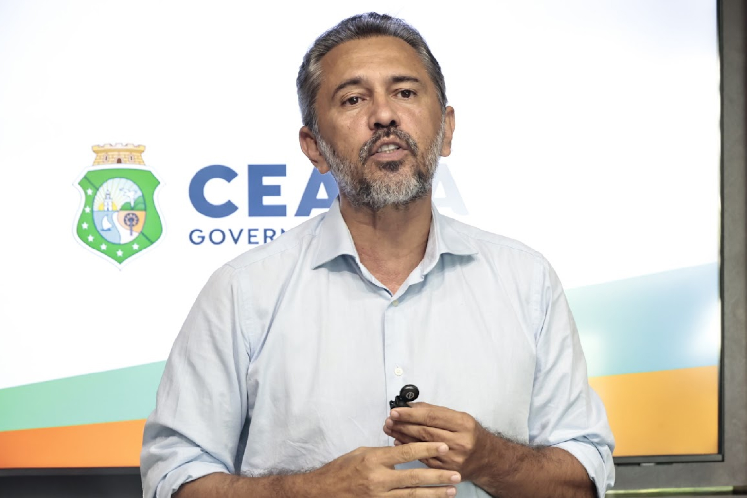 Elmano anuncia convocação de 163 professores para Uece, Urca e UVA com investimento de R$ 27 milhões