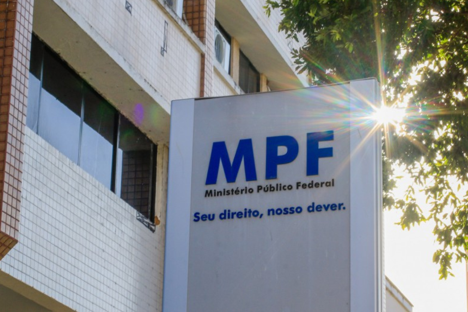 MPE, MPCE e PF já monitoram candidatos ligados a facções e podem barrar registros sem condenação prévia