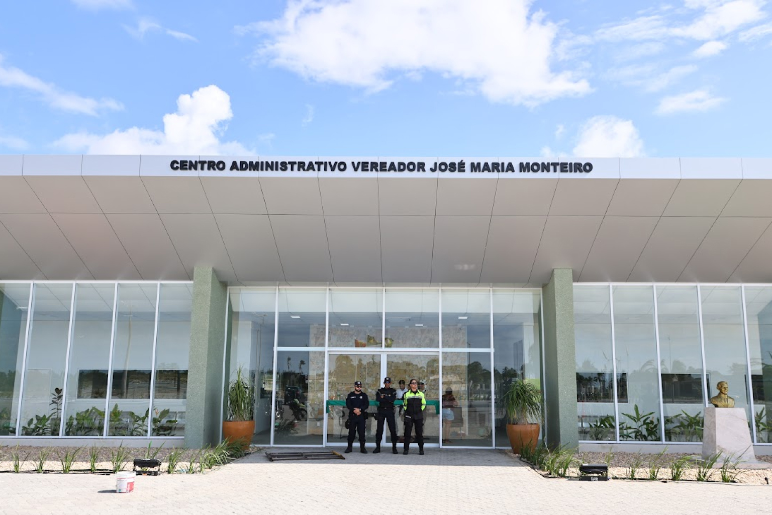 Governo do Ceará inaugura primeira etapa do Centro Administrativo de Acaraú com investimento de R$ 3,5 milhões