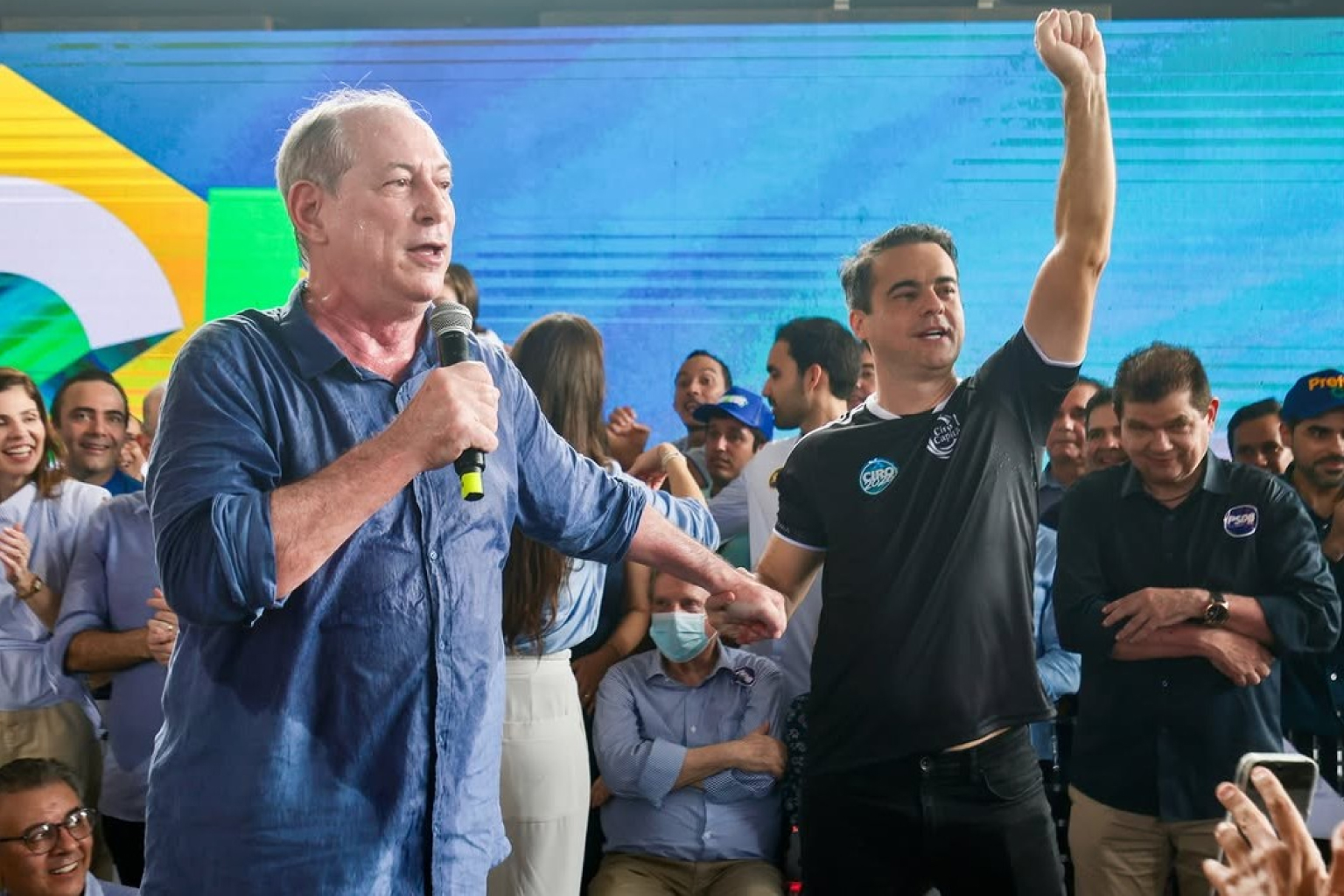 Ciro diz que segue considerando motim o movimento da PM liderado por Wagner, mas se arrepende dos ataques pessoais