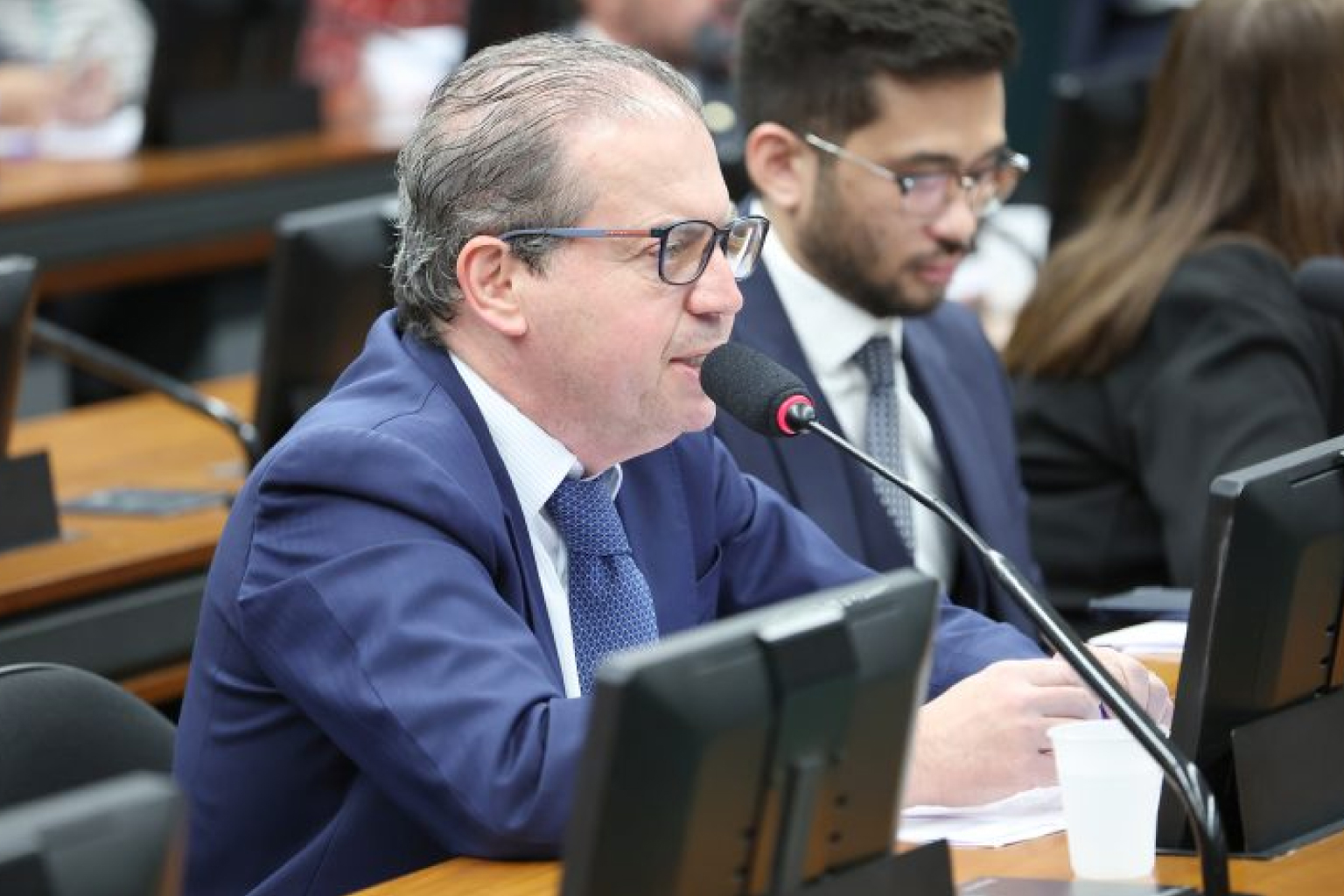 CCJ da Câmara aprova PEC que muda cálculo do IPVA para considerar peso do veículo em vez do valor de mercado