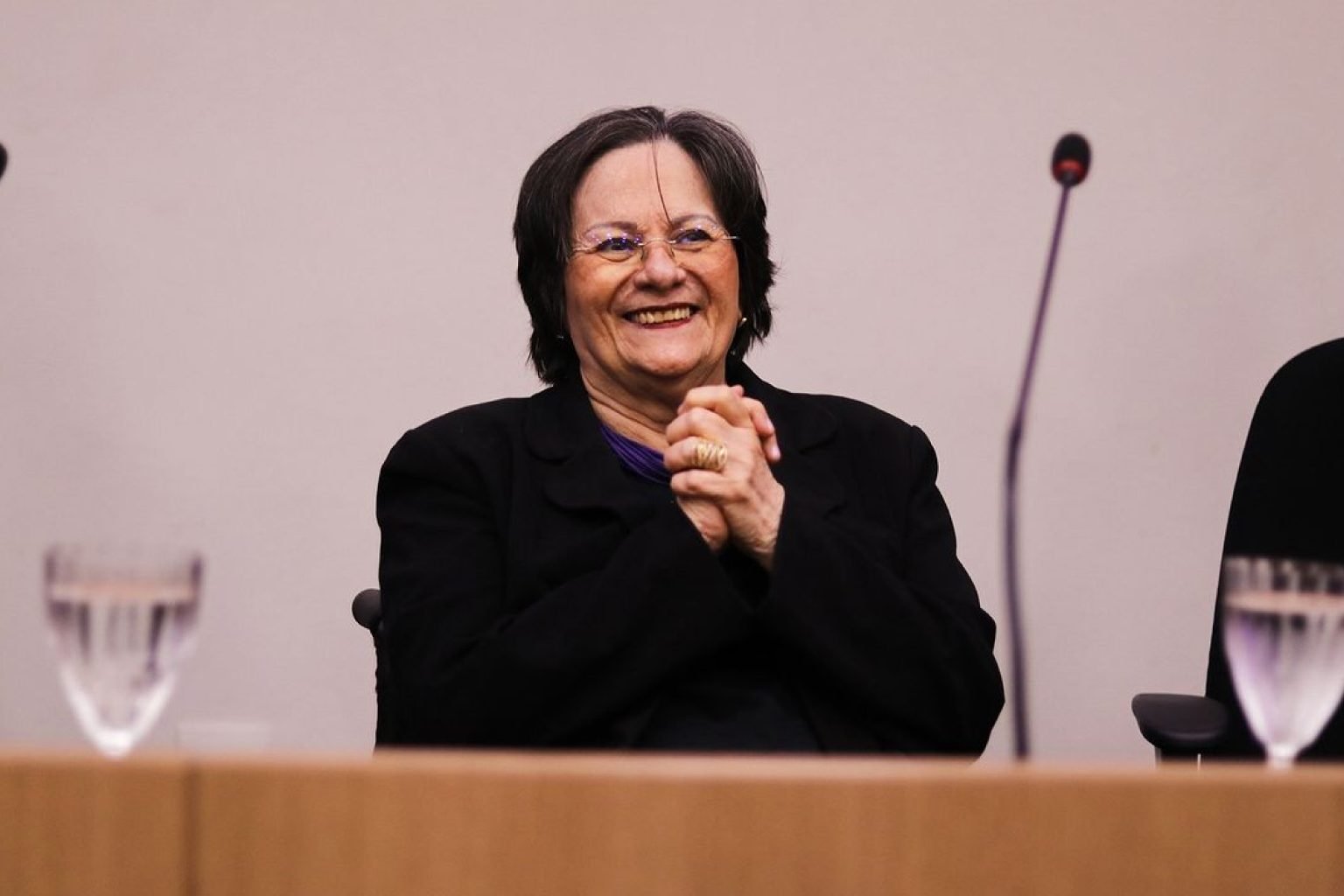 Alece realiza sessão solene com homenagem a Maria da Penha e instituições de enfrentamento à violência