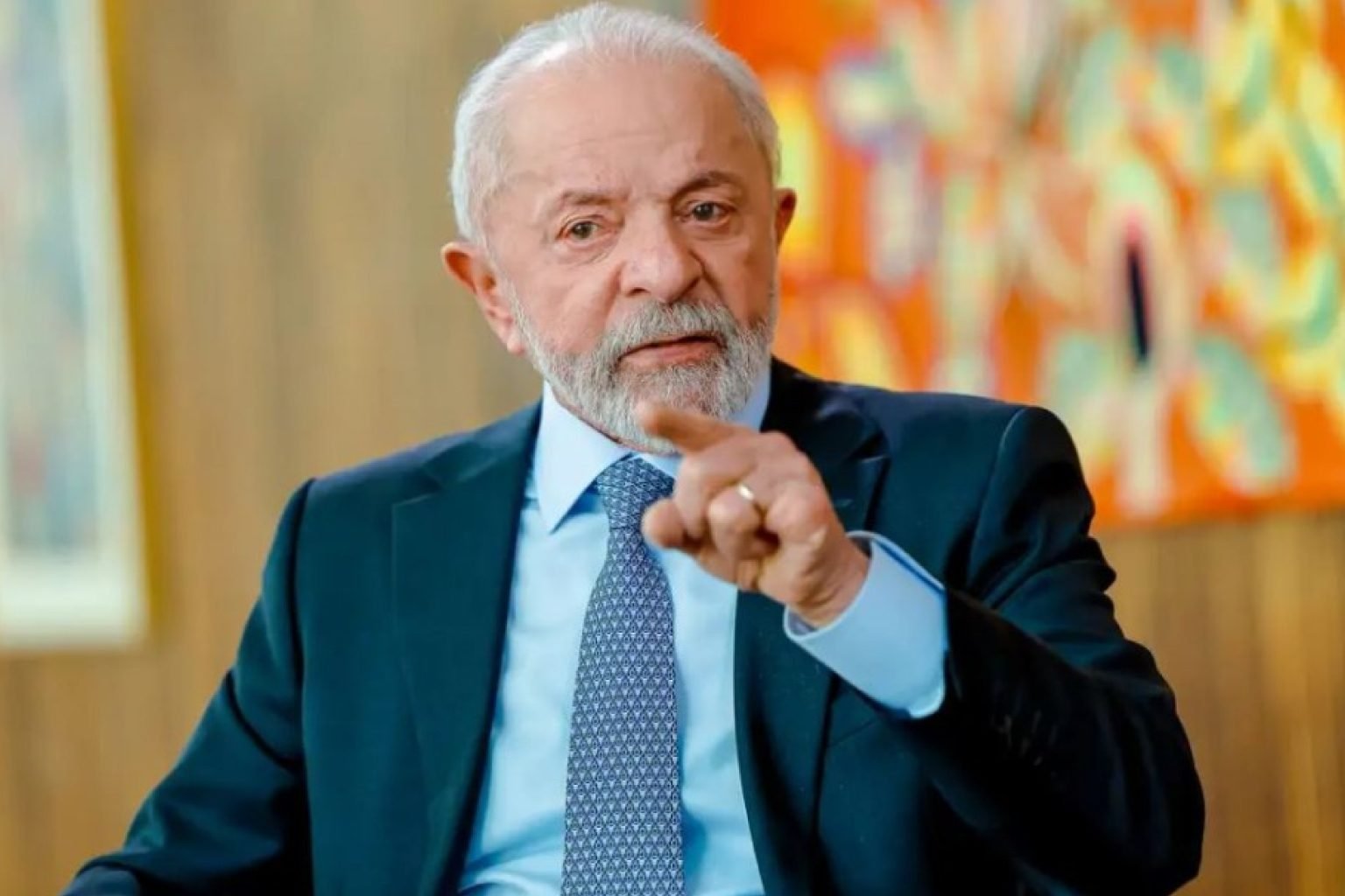 Ex-reitores da UFC assinam carta de apoio à candidatura de Lula