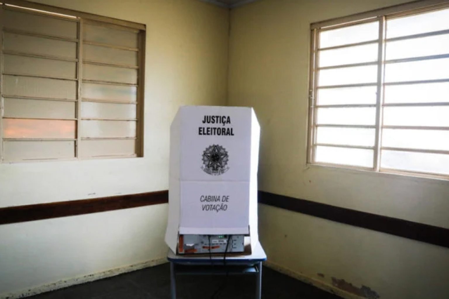Eleitores com deficiência no Ceará podem pedir transporte para votar
