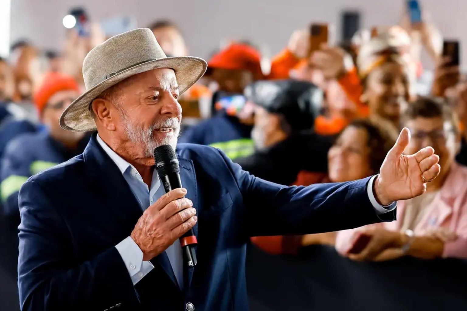 Lula pede quebra de sigilo das investigações do Banco Master