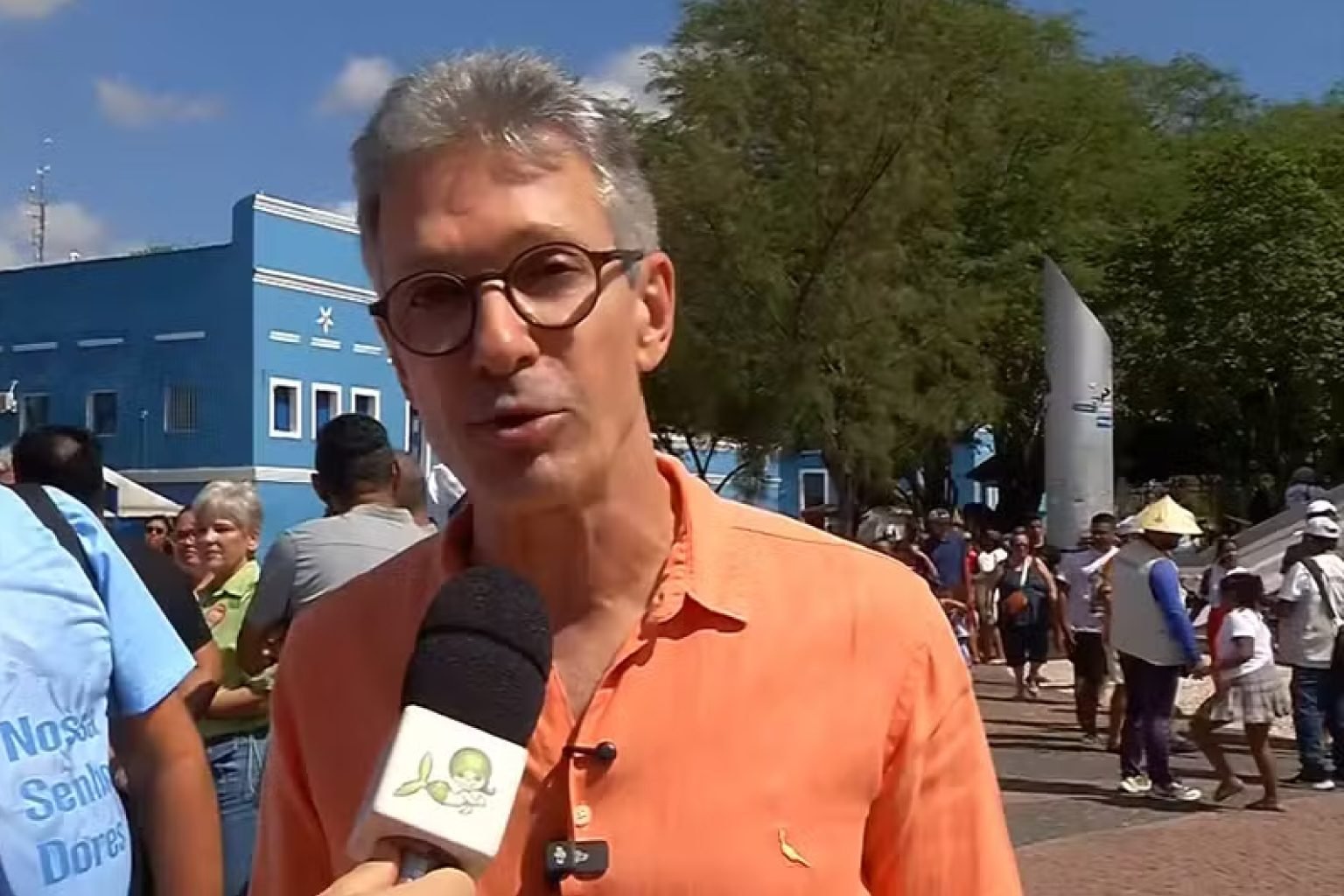 Zema visita o Ceará e defende crédito para turismo religioso no Cariri