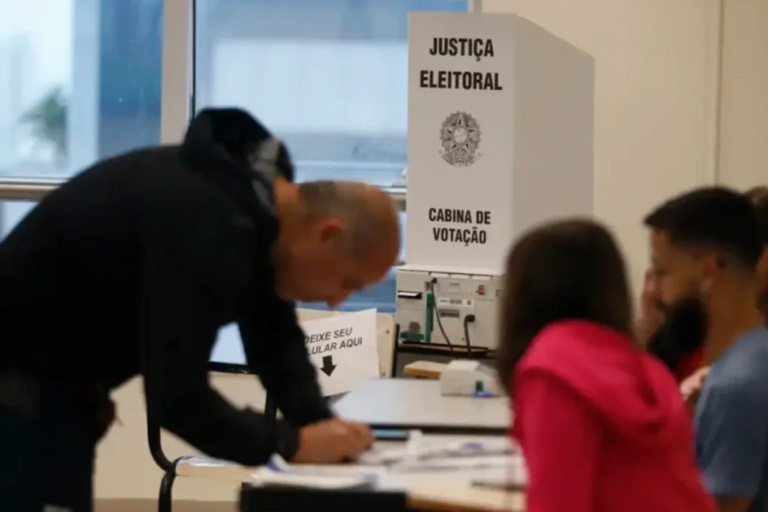 Aposentados que votarem terão prova de vida do INSS automática