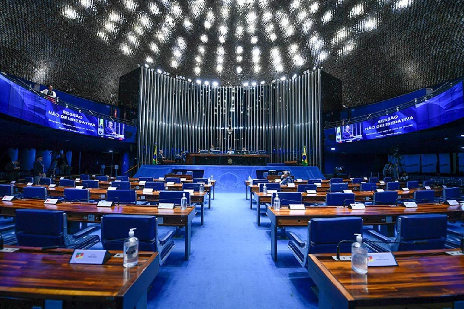 Quaest para o Senado: Cid, Wagner e Luizianne empatados no Ceará