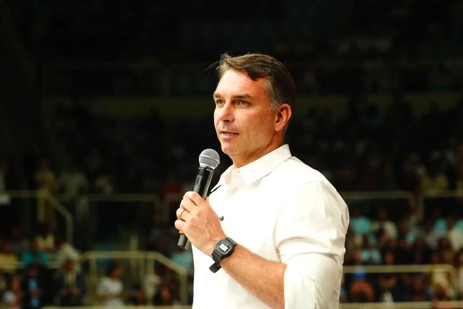 Flávio Bolsonaro tem evento anunciado em Fortaleza para quarta (21)