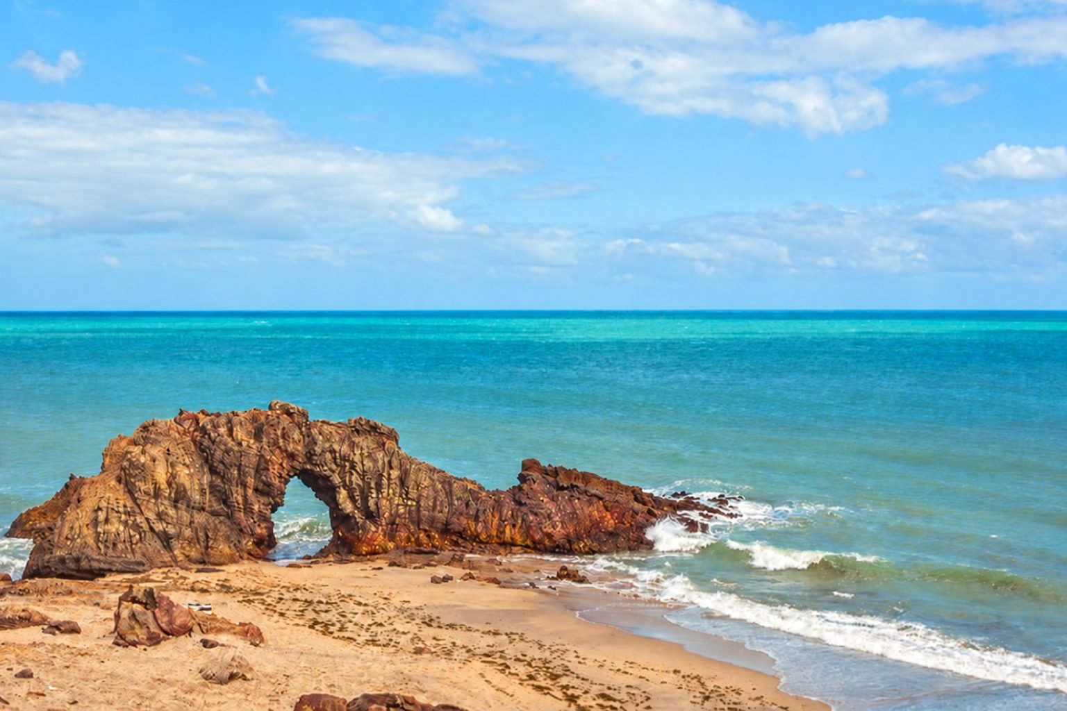 Volume de turistas internacionais no Ceará já cresce 30%, diz Setur