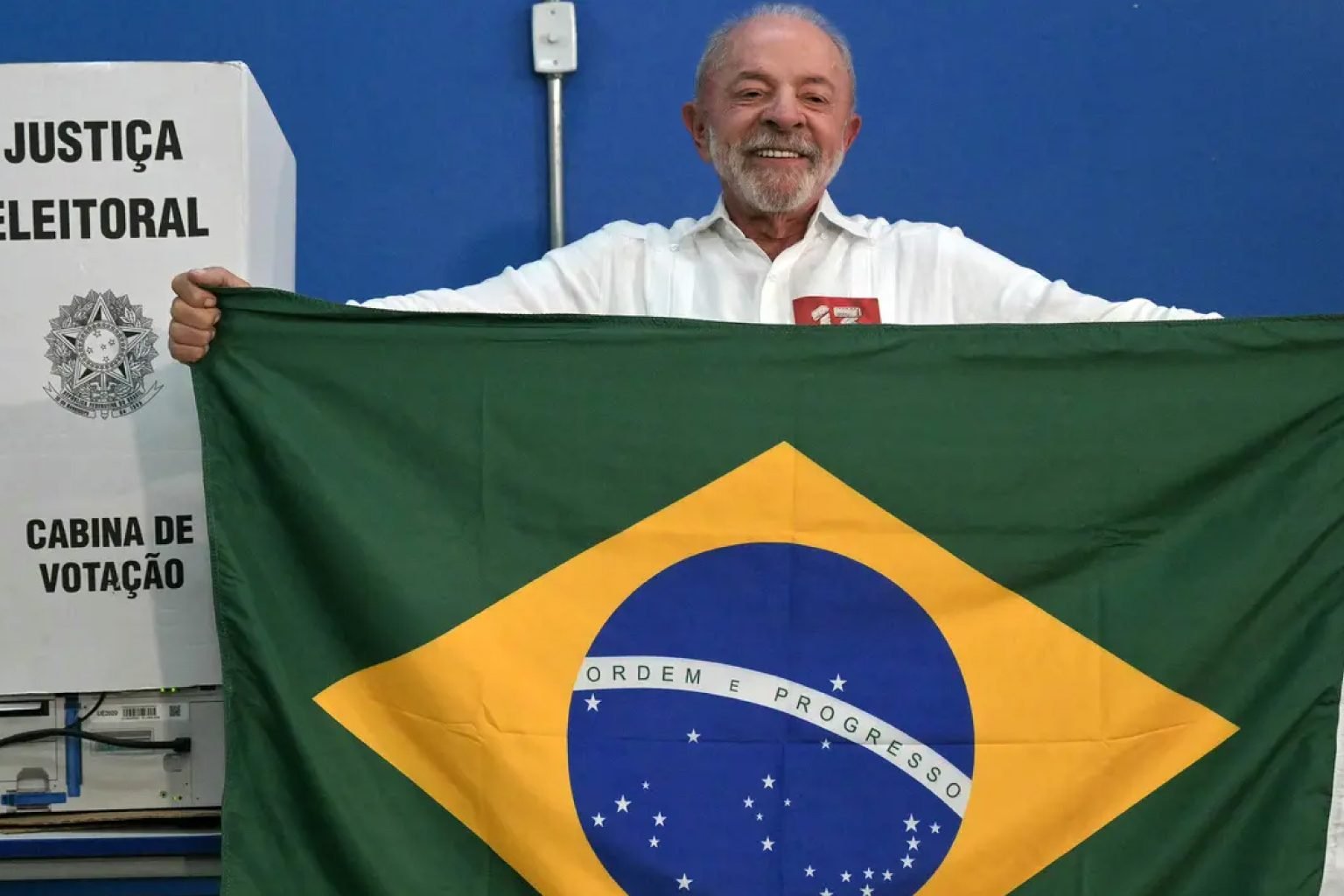 Lula vota em São Bernardo do Campo com Janja e Alckmin